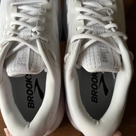 Brooks Ghost Max 2 Women’s 9 Wide Max Cushion White Road Running Shoes Sneakers - Picture 13 of 16